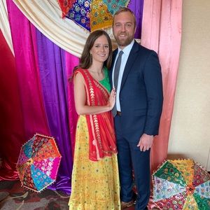 Meet your Posher, Elena